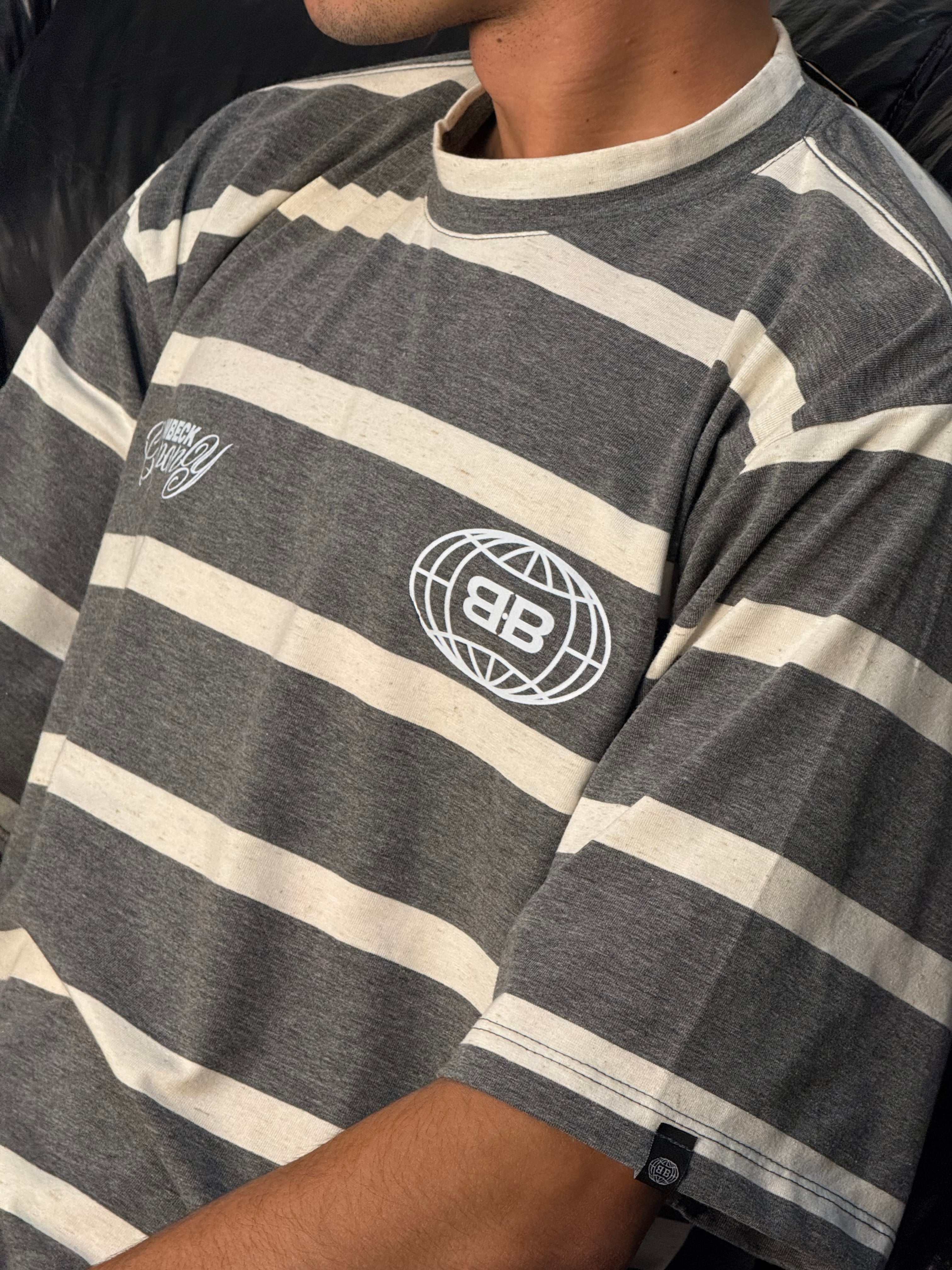 Camisa listrada cinza/branco oversized 05