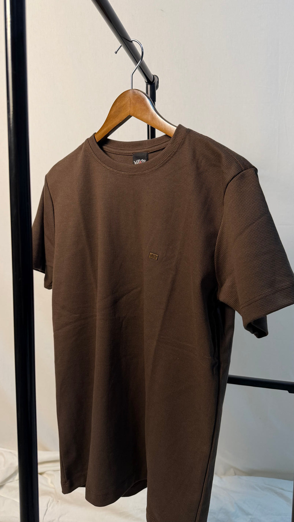 Camisa corte americano canelada marrom 03