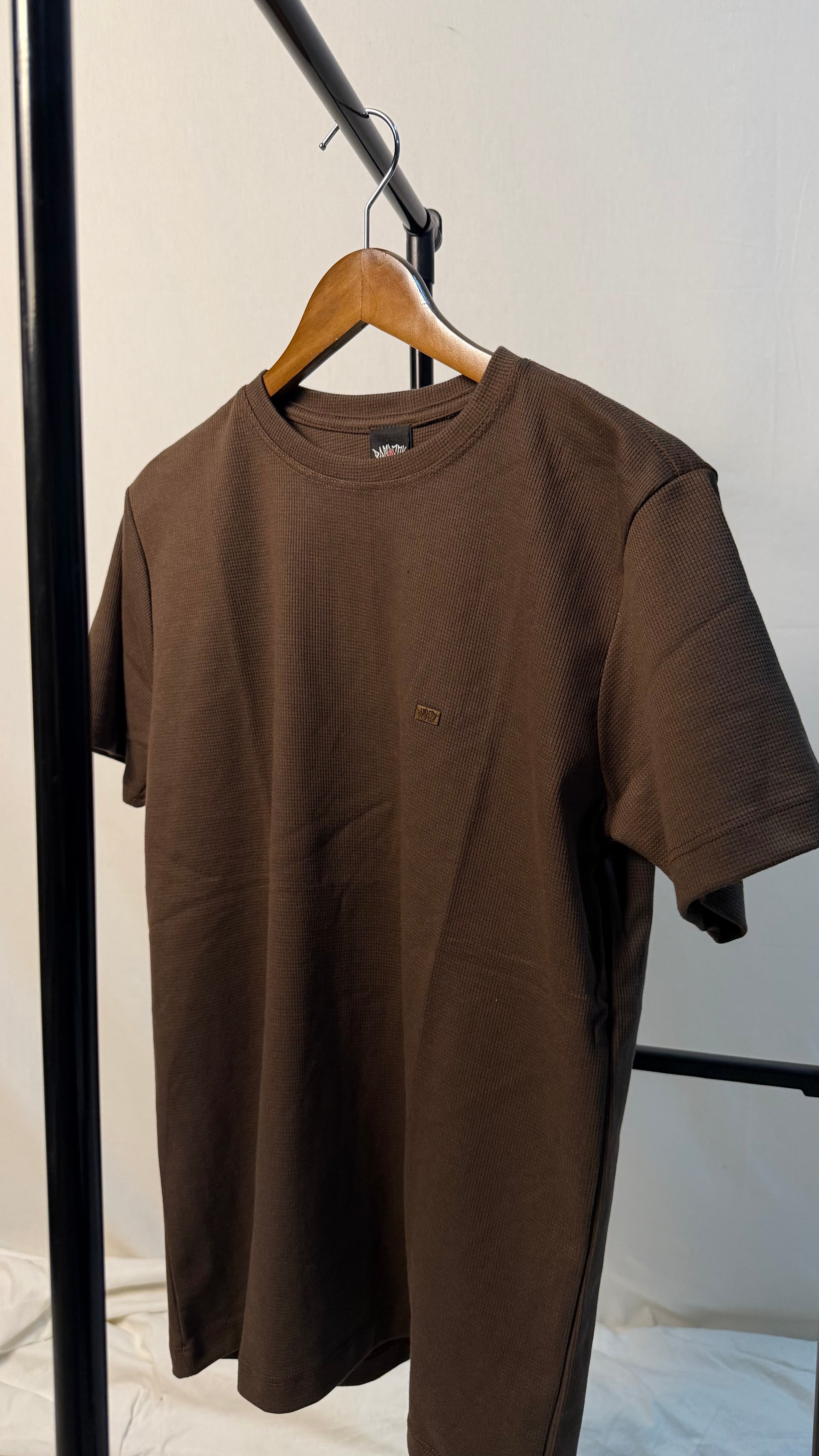 Camisa corte americano canelada marrom 03