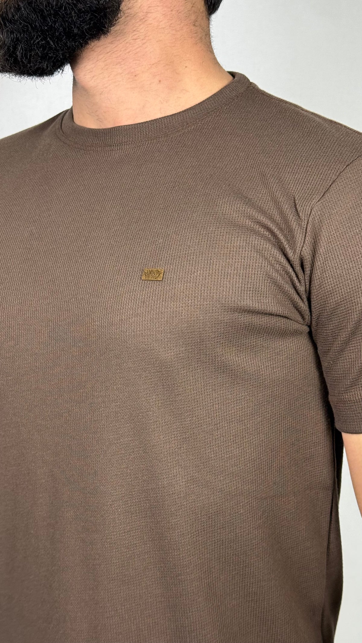 Camisa corte americano canelada marrom 03