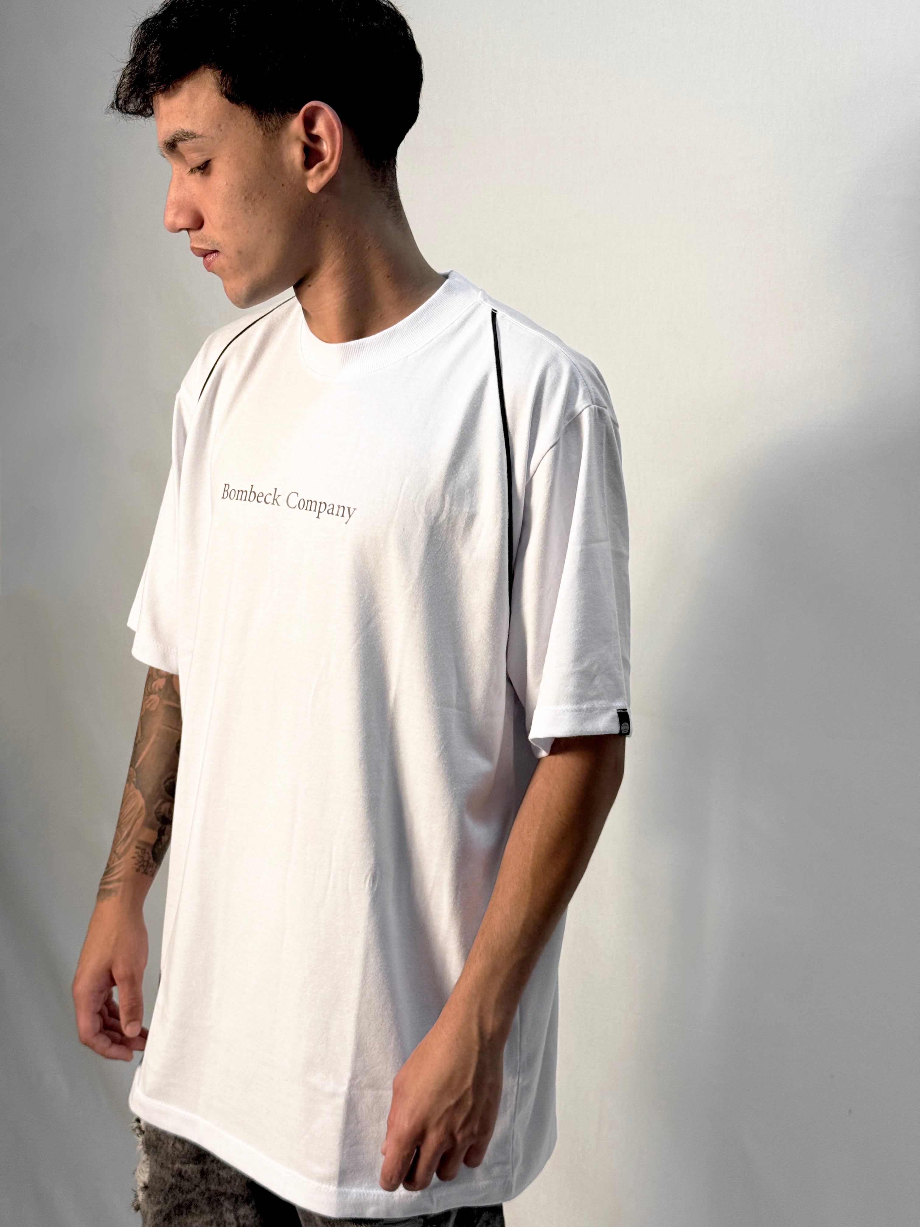Camisa Oversized modelo 20