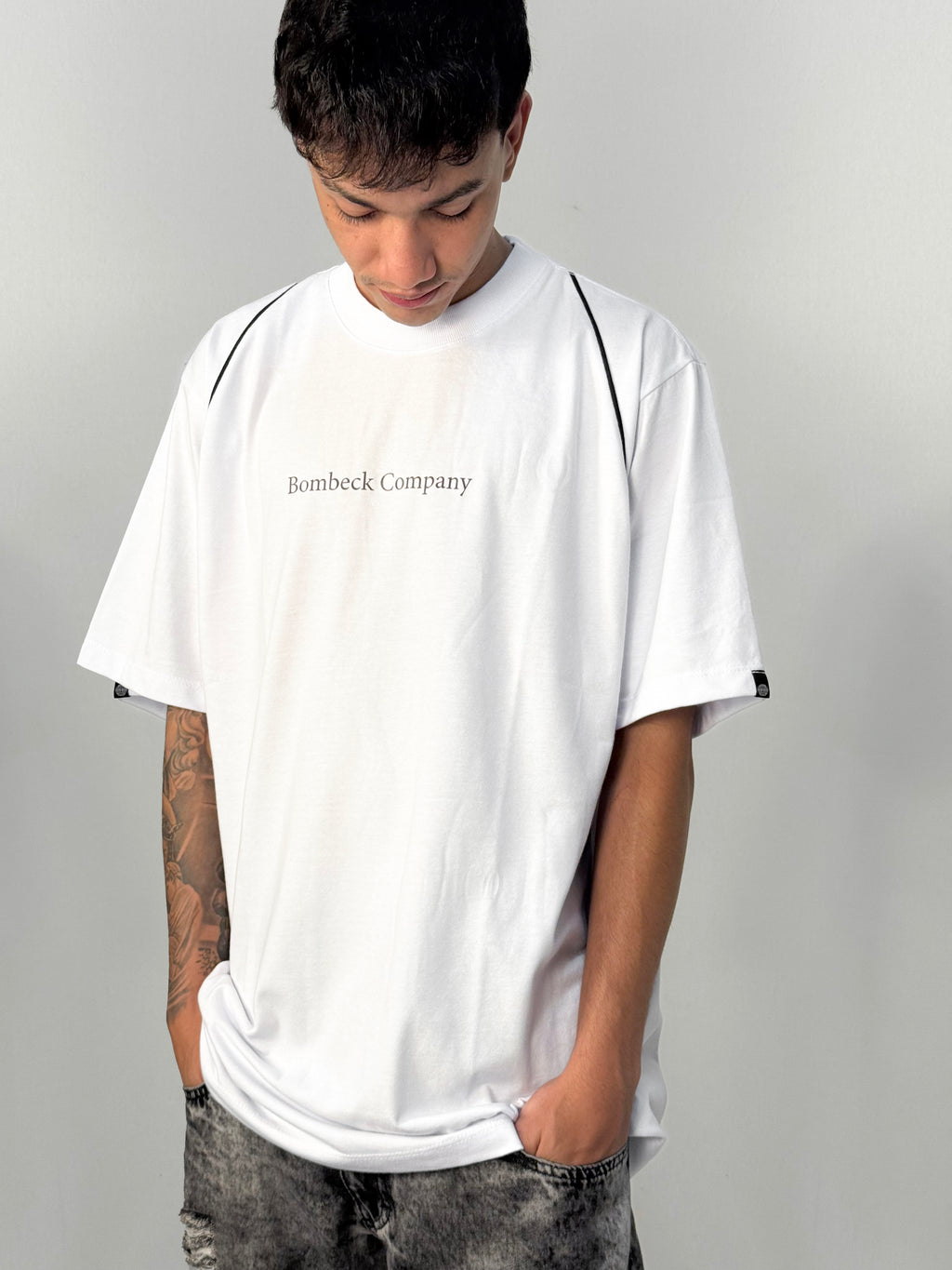 Camisa Oversized modelo 20