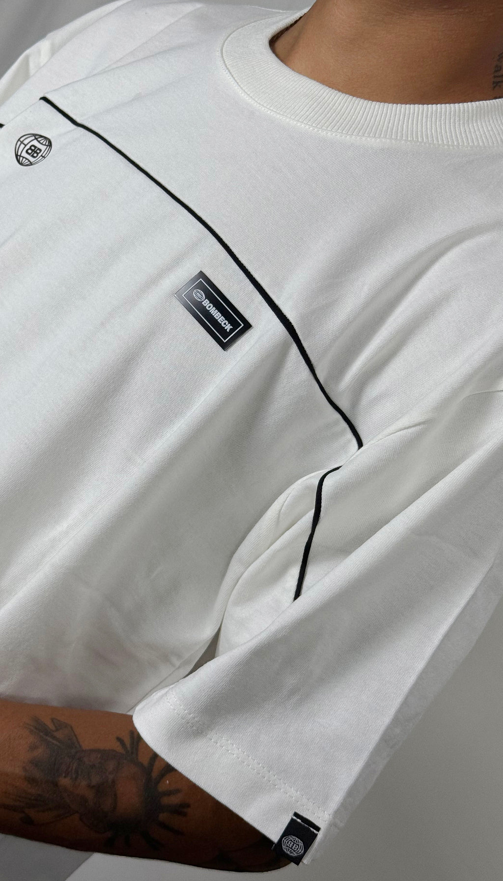 Camisa Oversized modelo 19