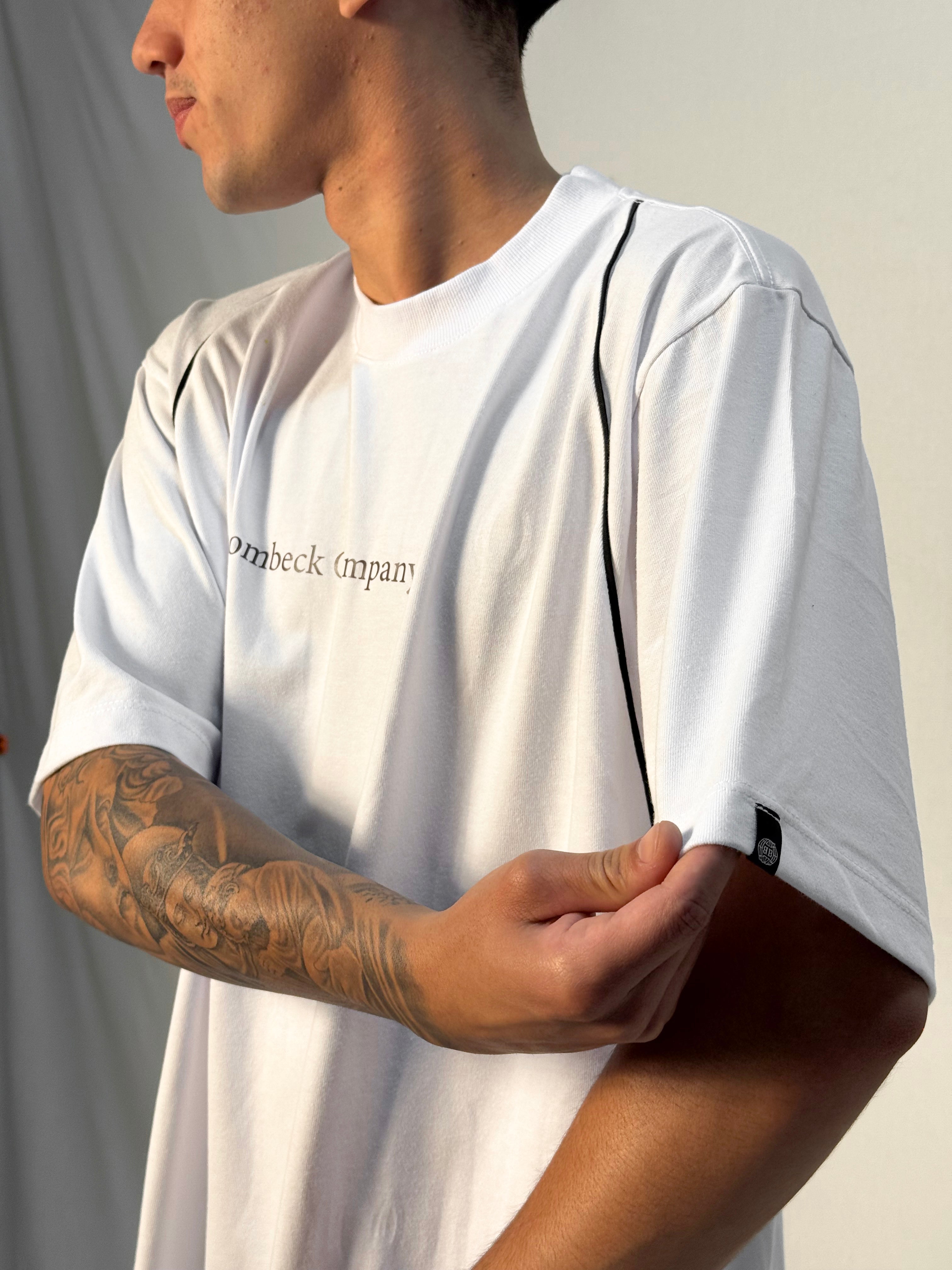 Camisa Oversized modelo 20