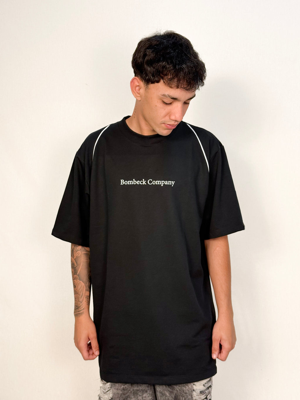 Camisa Oversized modelo 21